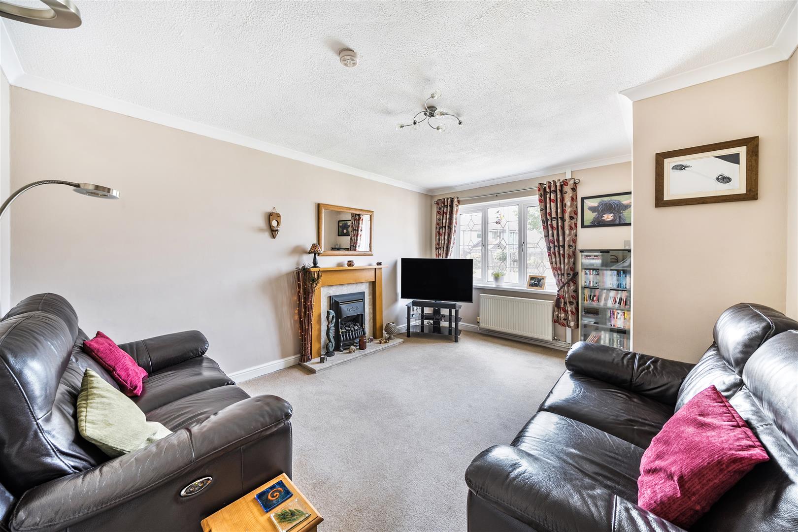 St Nicholas Close, Waunarlwydd, Swansea, SA5 4QB